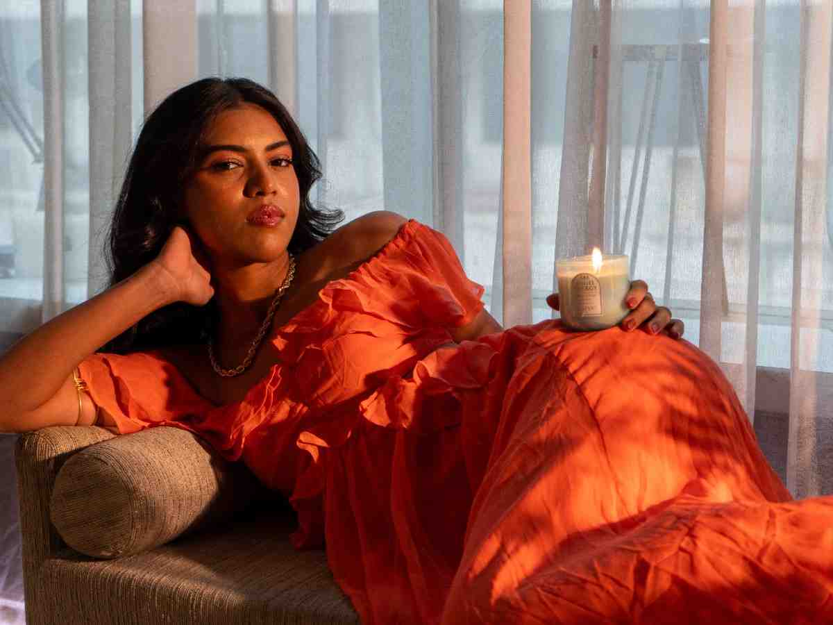 888 — Oudh & Saffron