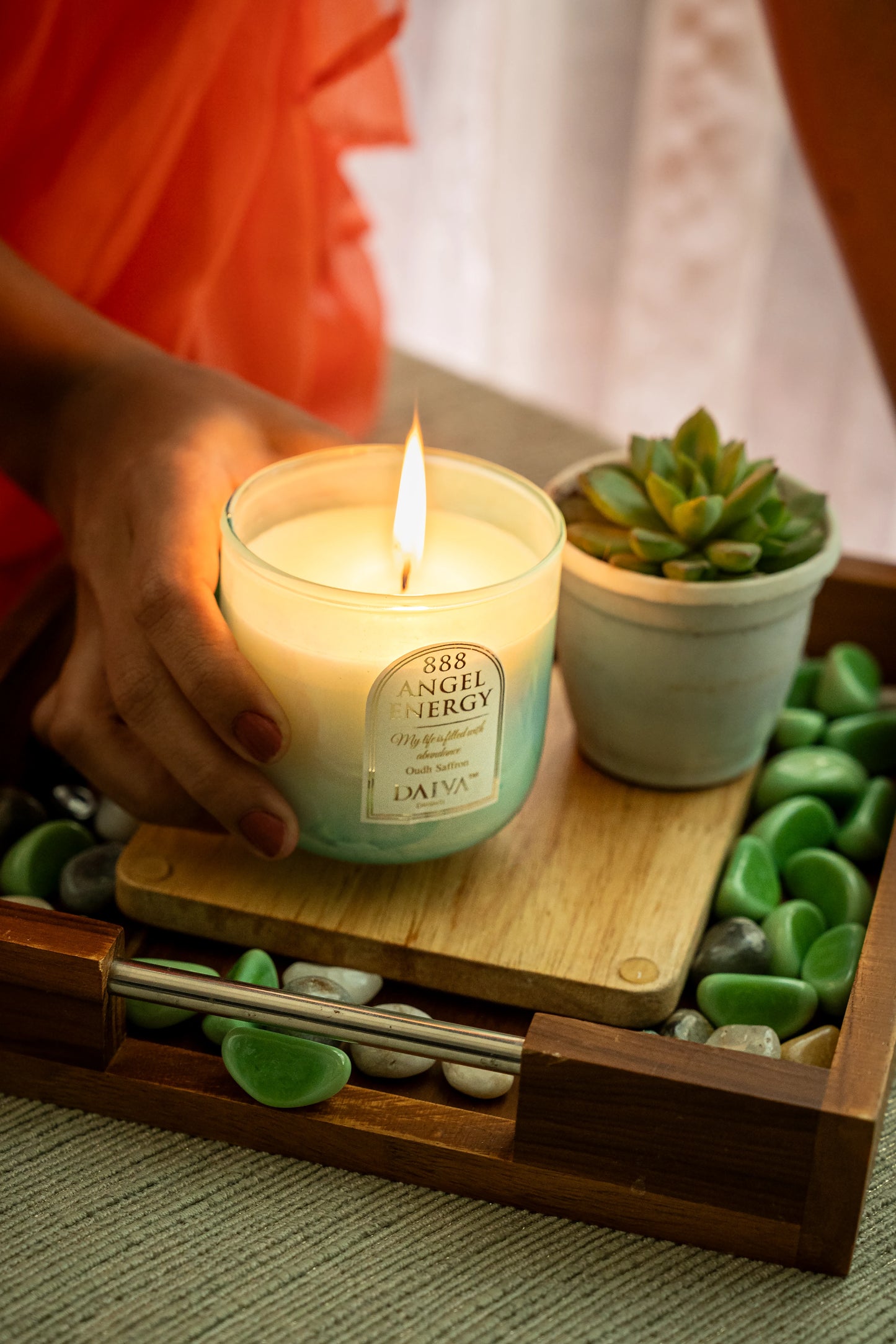 888 — Oudh & Saffron